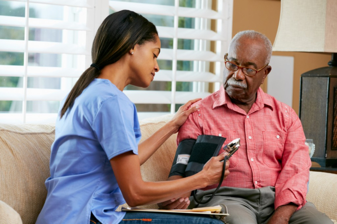 Tips on Maintaining Your Senior’s Blood Pressure